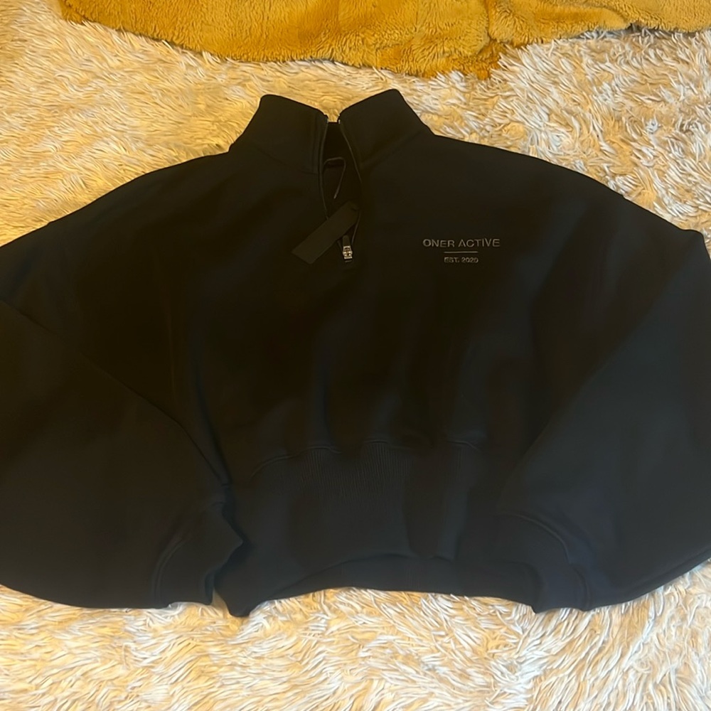 Oner Active All Day 1/4 zip crop sweatshirt